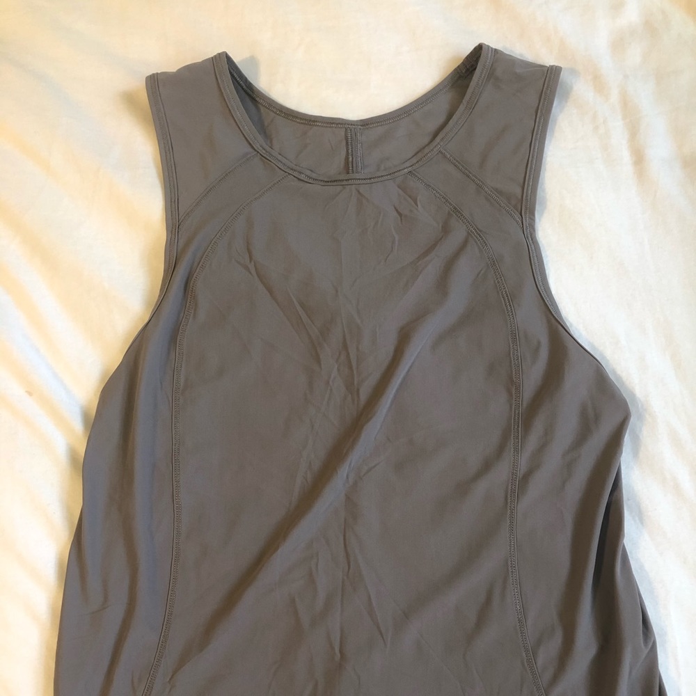 LULULEMON tank!